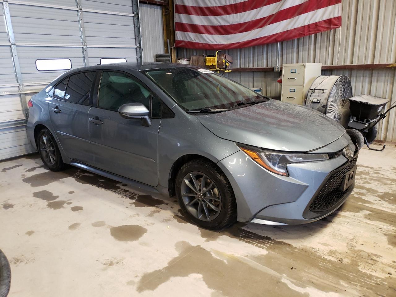 2022 TOYOTA COROLLA LE - Image 4