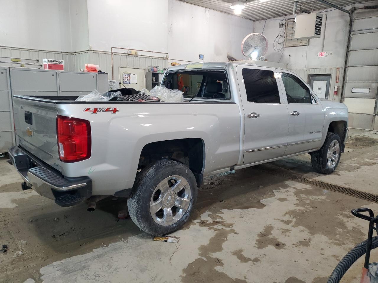 2016 CHEVROLET SILVERADO - Фото 3