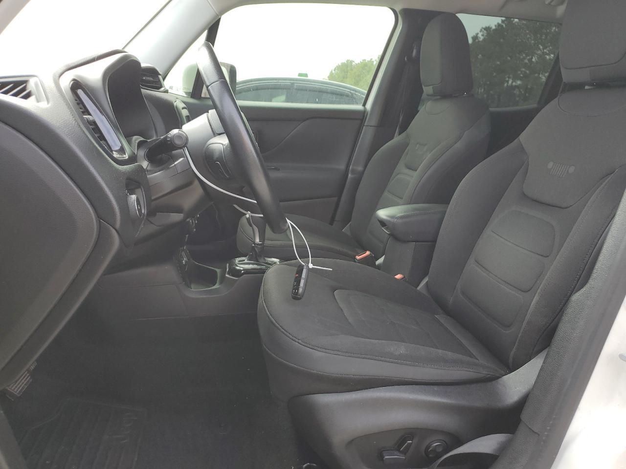 2017 JEEP RENEGADE L - Image 7