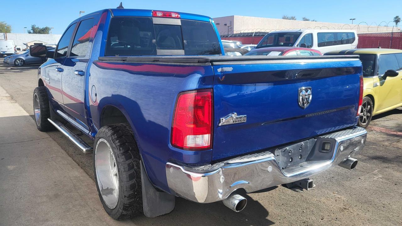 2017 RAM 1500 SLT - Image 3