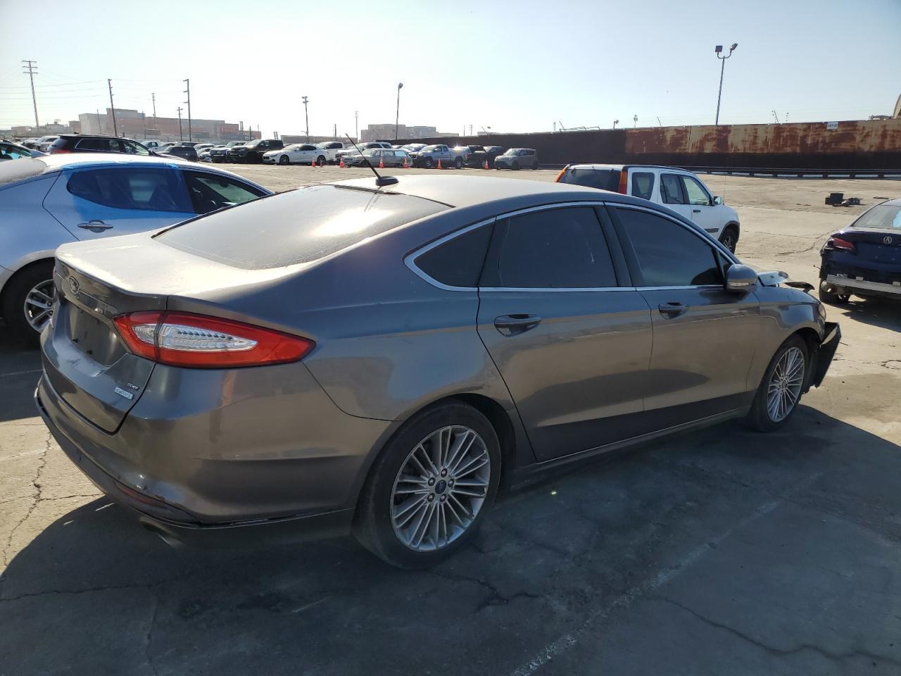 2013 FORD FUSION SE - Image 3