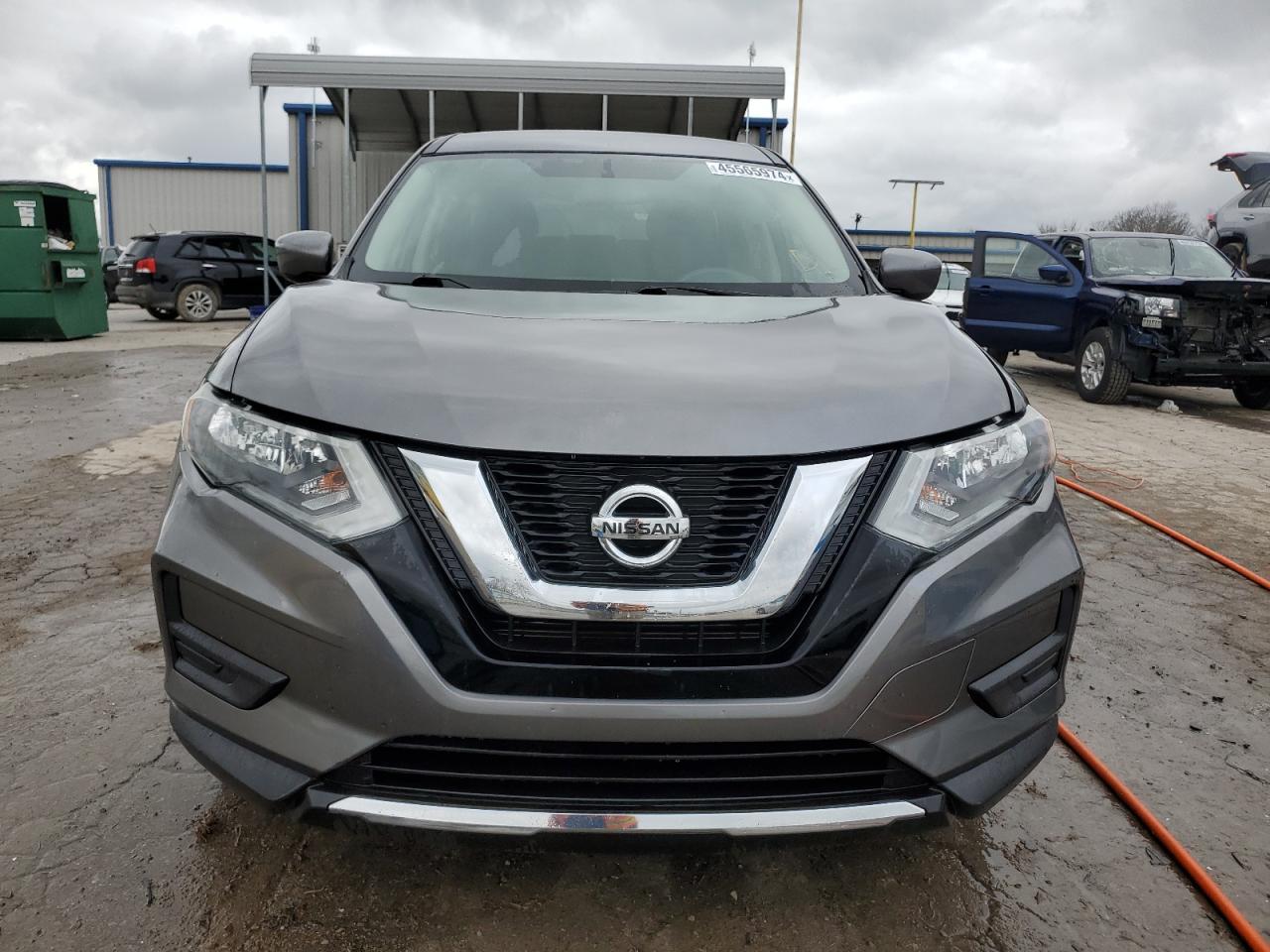 2017 NISSAN ROGUE SV - Image 5