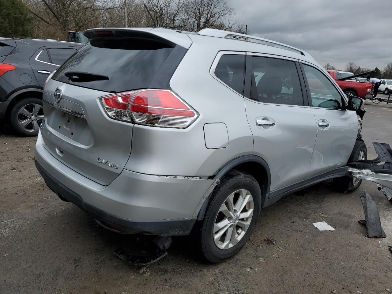 2015 NISSAN ROGUE S - Фото 3