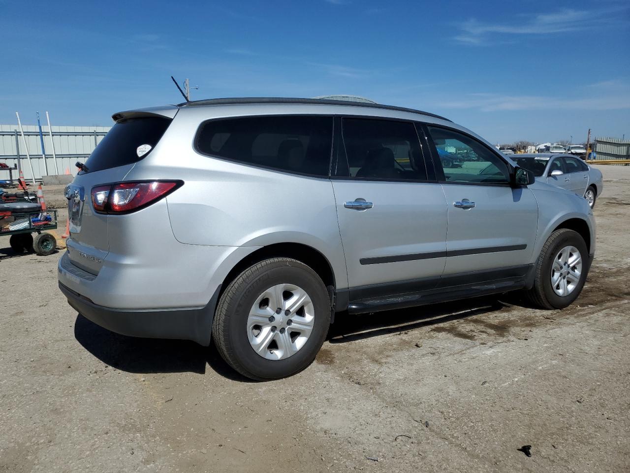 2014 CHEVROLET TRAVERSE L - Image 3