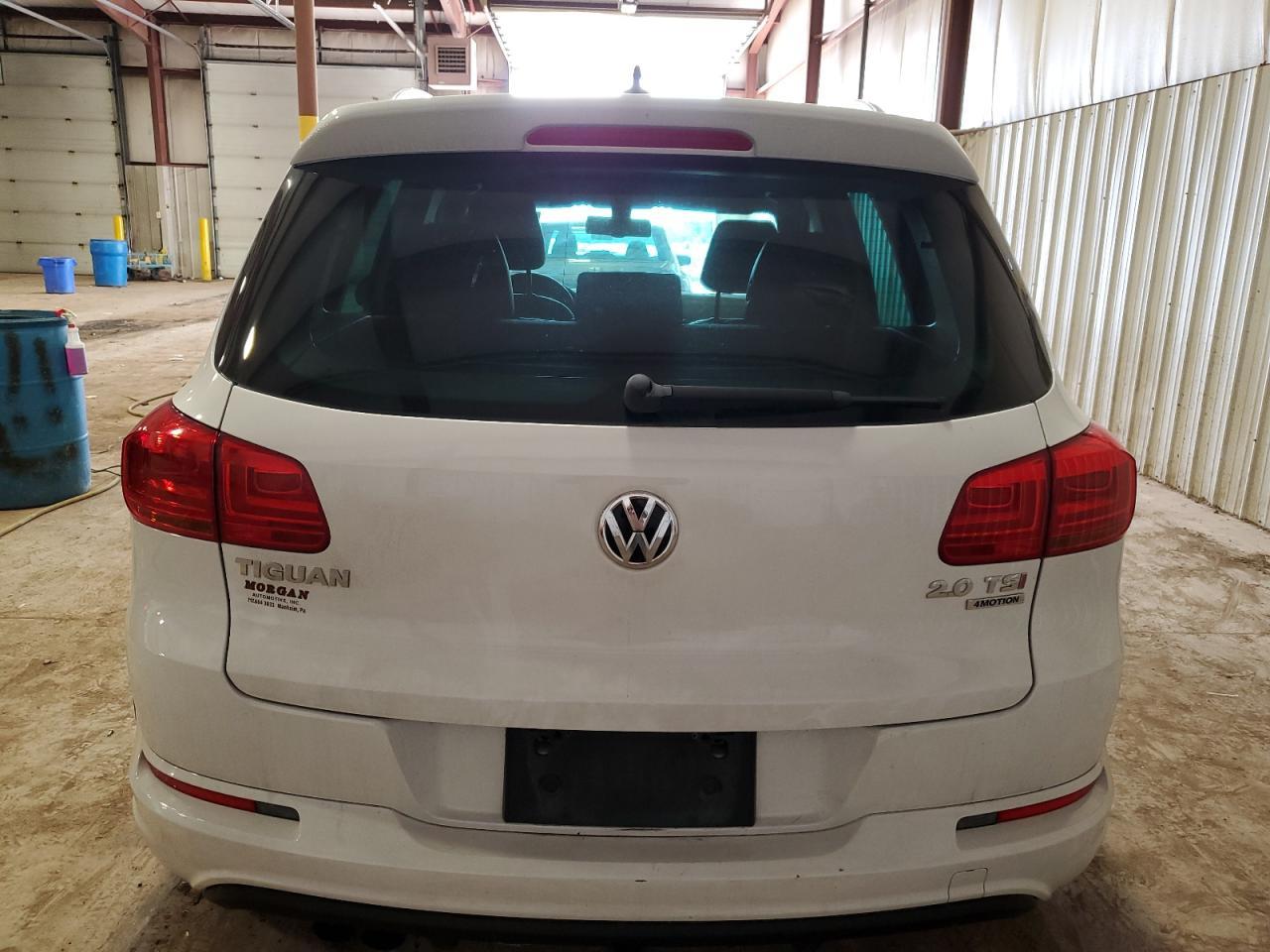 2015 VOLKSWAGEN TIGUAN S - Фото 6