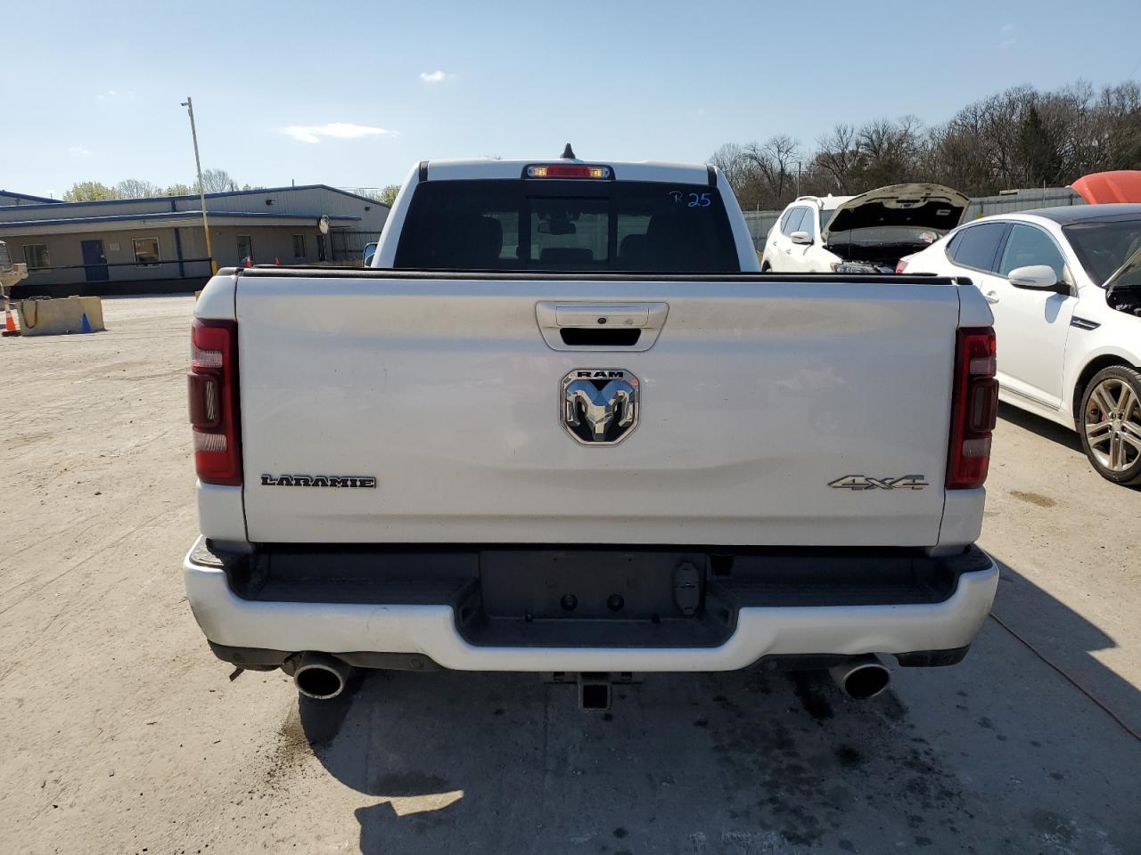 2019 RAM 1500 LARAM - Фото 6