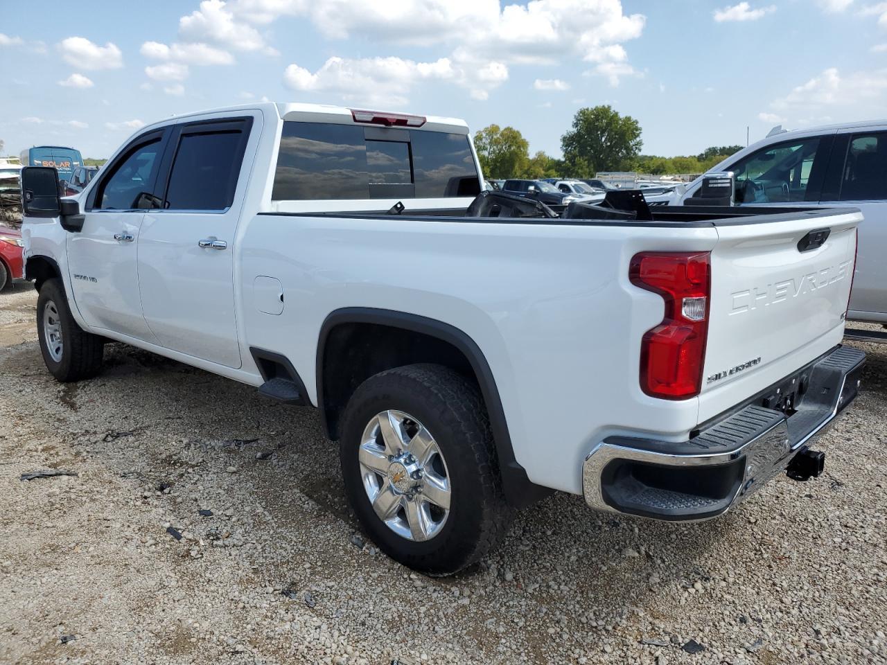 2023 CHEVROLET SILVERADO - Фото 2