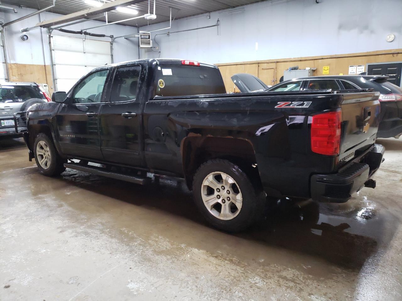 2017 CHEVROLET SILVERADO - Image 2
