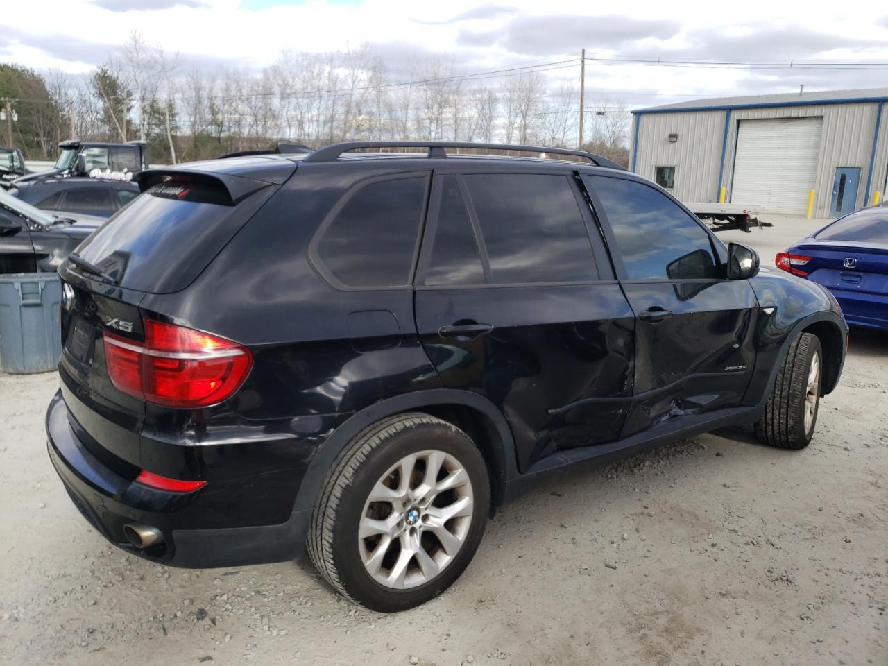 2011 BMW X5 XDRIVE3 - Image 3