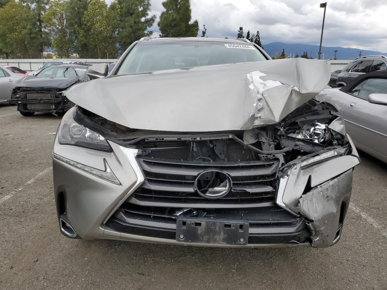 2015 LEXUS NX 200T - Фото 5