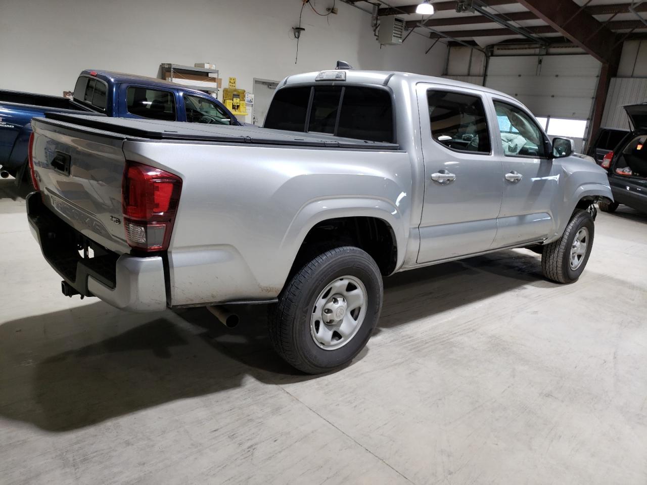 2023 TOYOTA TACOMA DOU - Фото 3