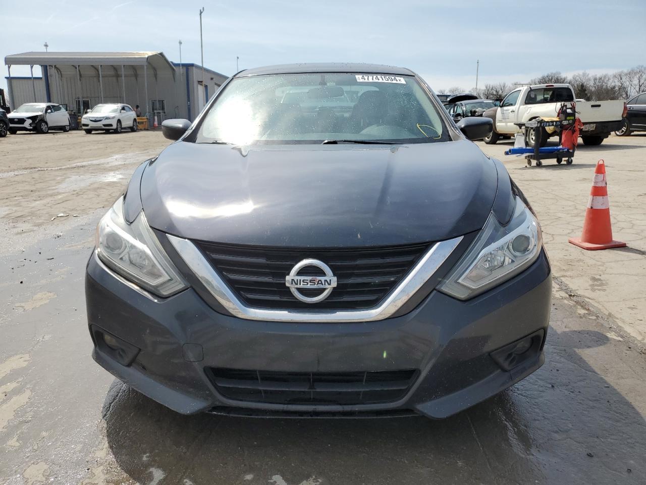 2018 NISSAN ALTIMA 2.5 - Фото 5