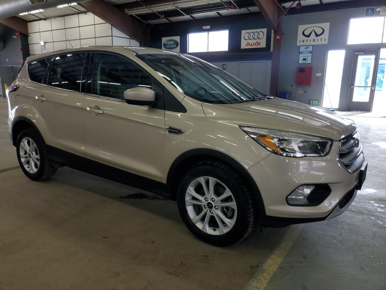 2017 FORD ESCAPE SE - Фото 4