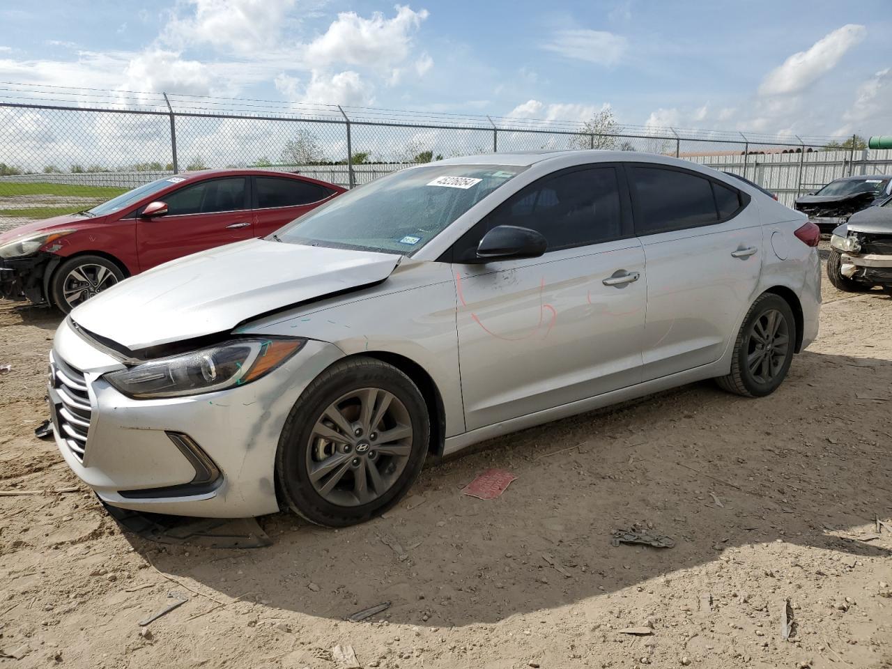 2018 HYUNDAI ELANTRA SE