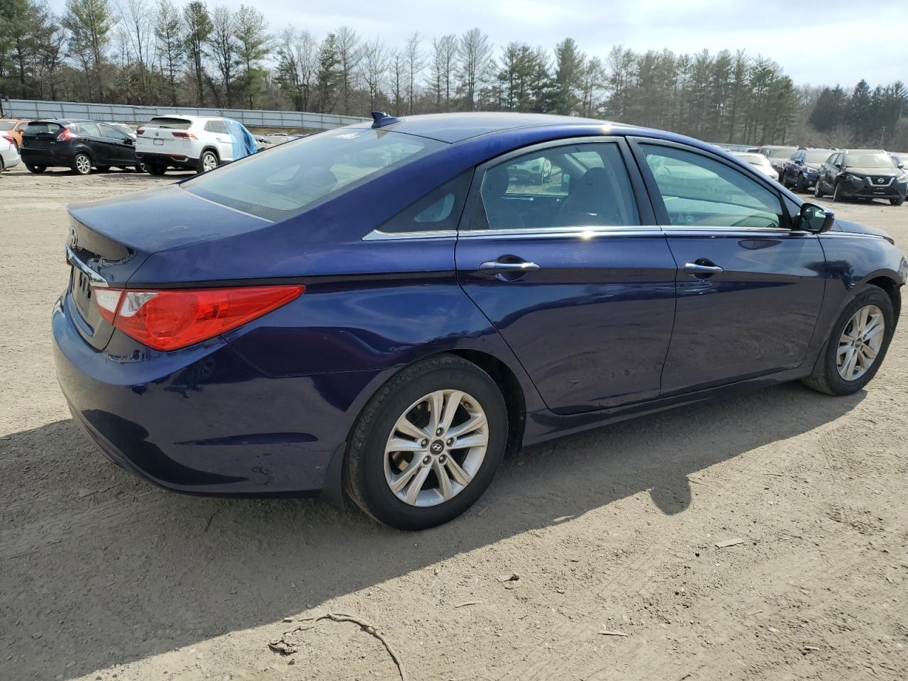 2013 HYUNDAI SONATA GLS - Фото 3