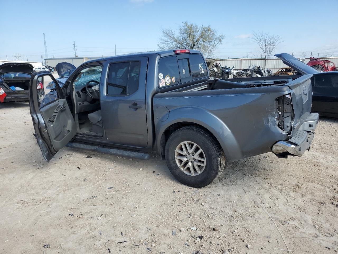 2016 NISSAN FRONTIER S - Фото 2