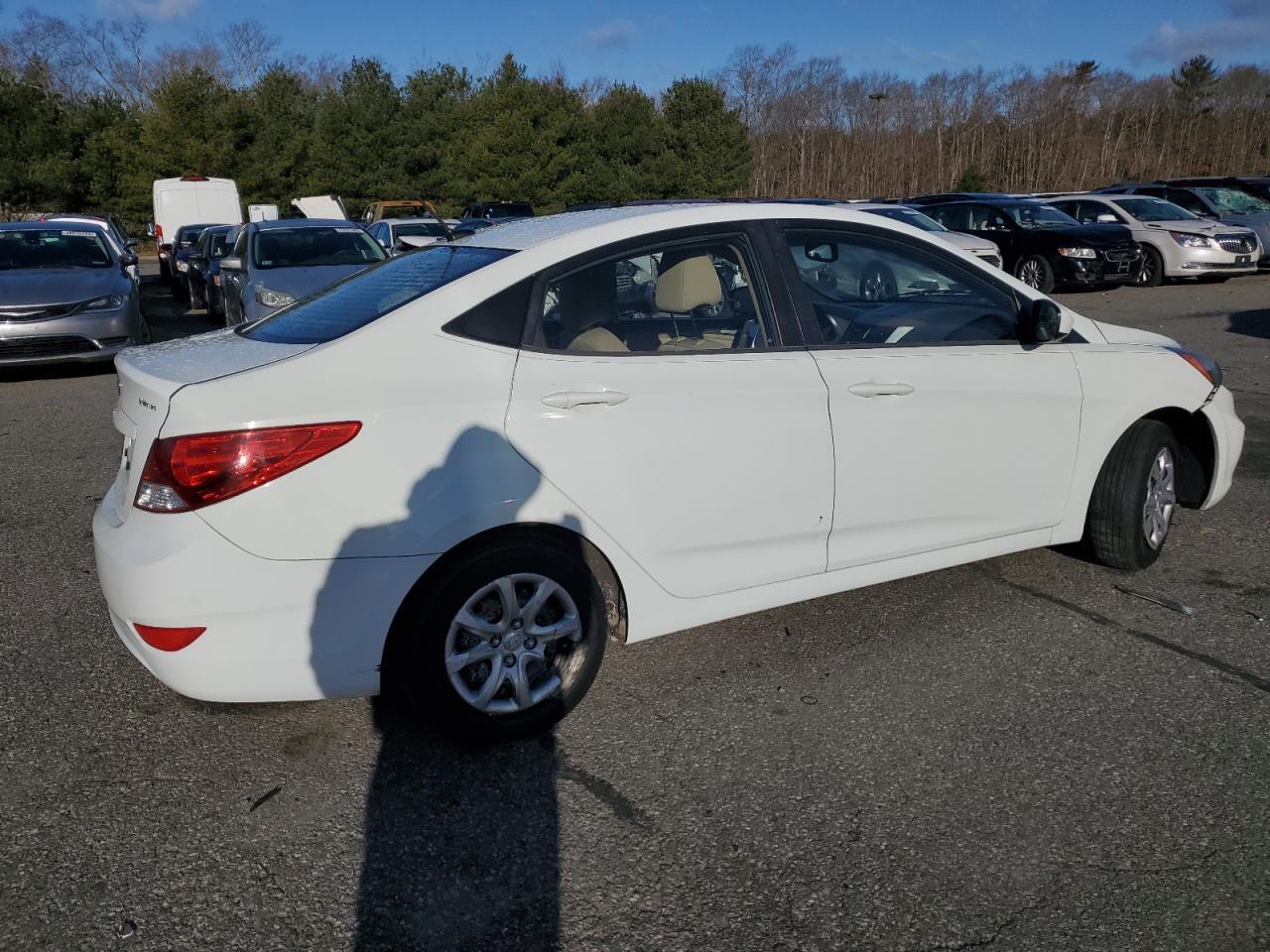 2012 HYUNDAI ACCENT GLS - Фото 3