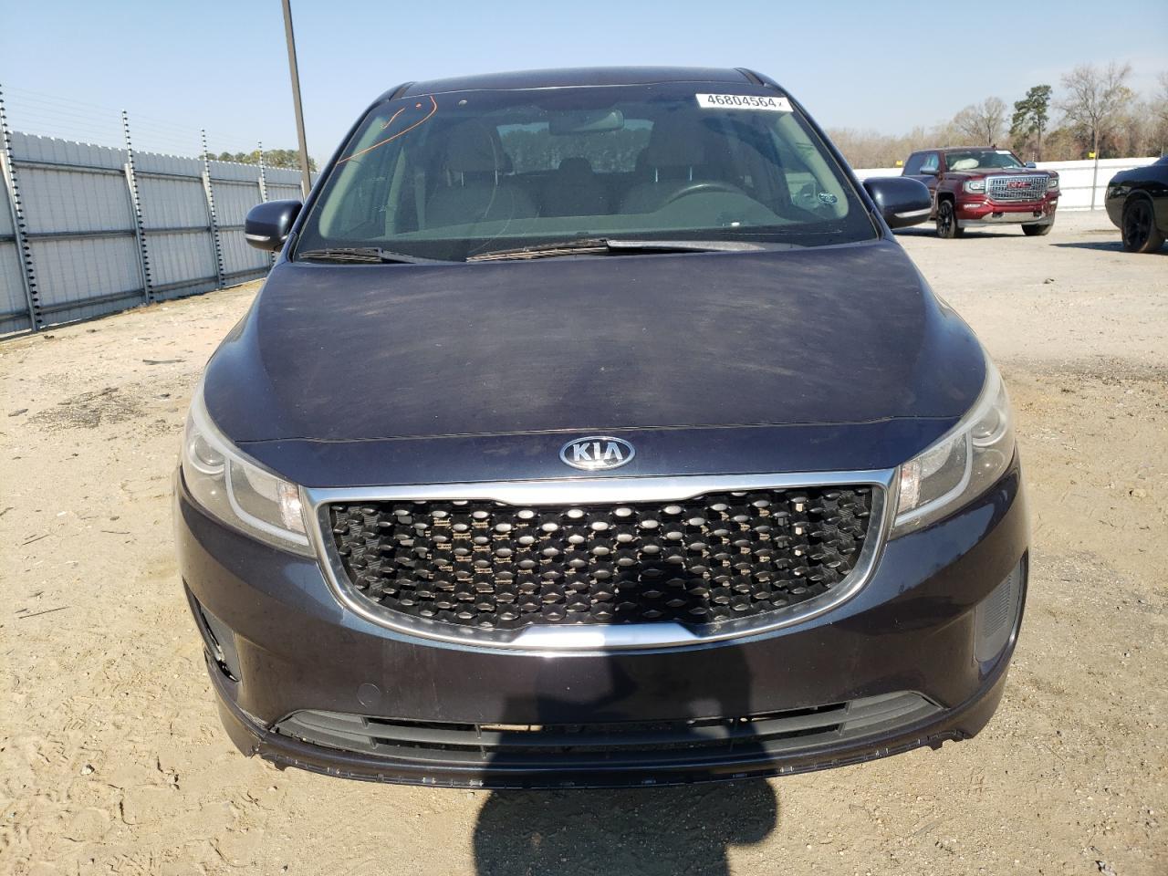 2017 KIA SEDONA LX - Image 5