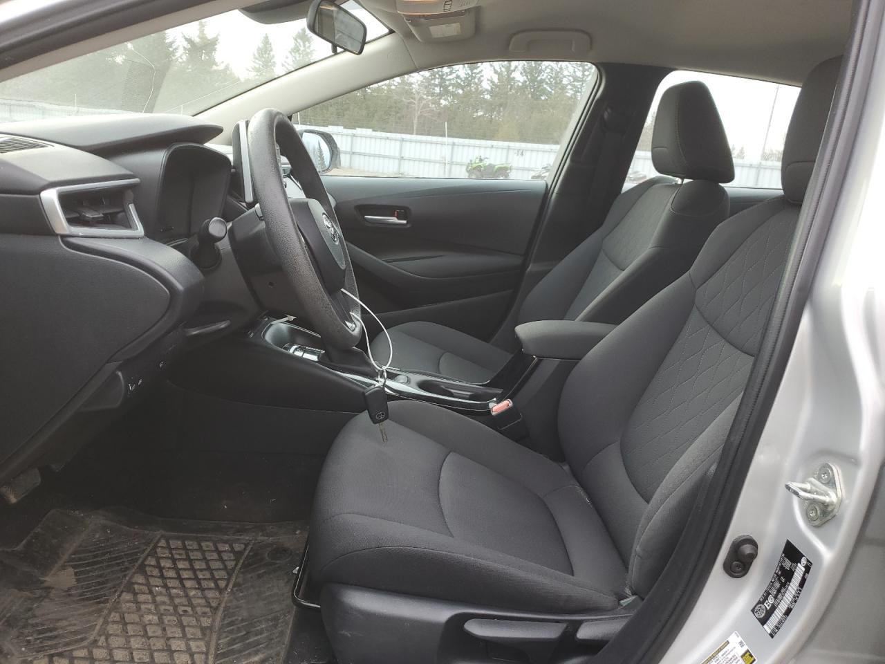 2020 TOYOTA COROLLA LE - Фото 7