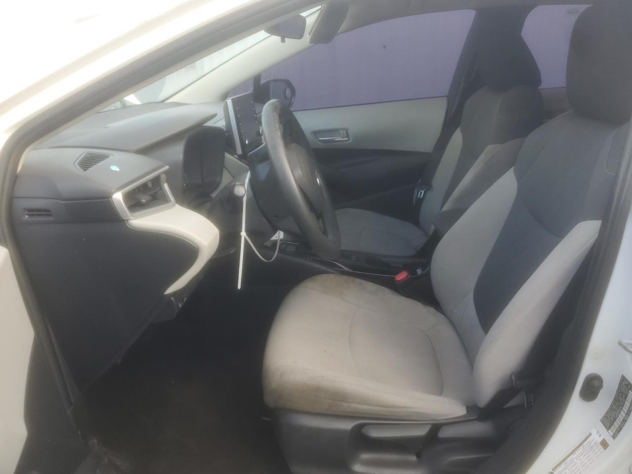 2021 TOYOTA COROLLA LE - Фото 7