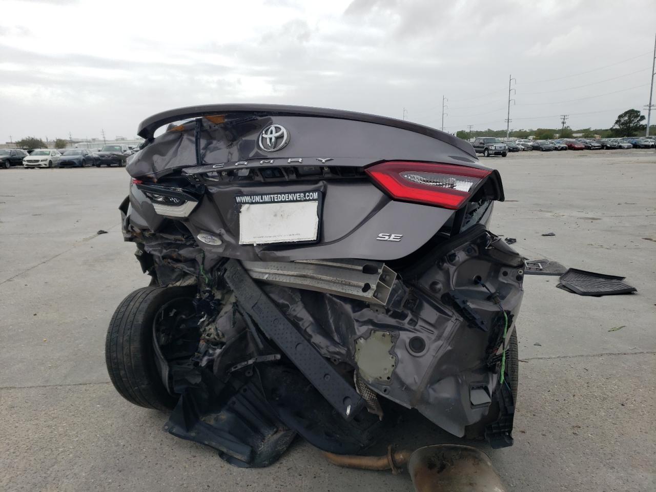 2021 TOYOTA CAMRY SE - Фото 6