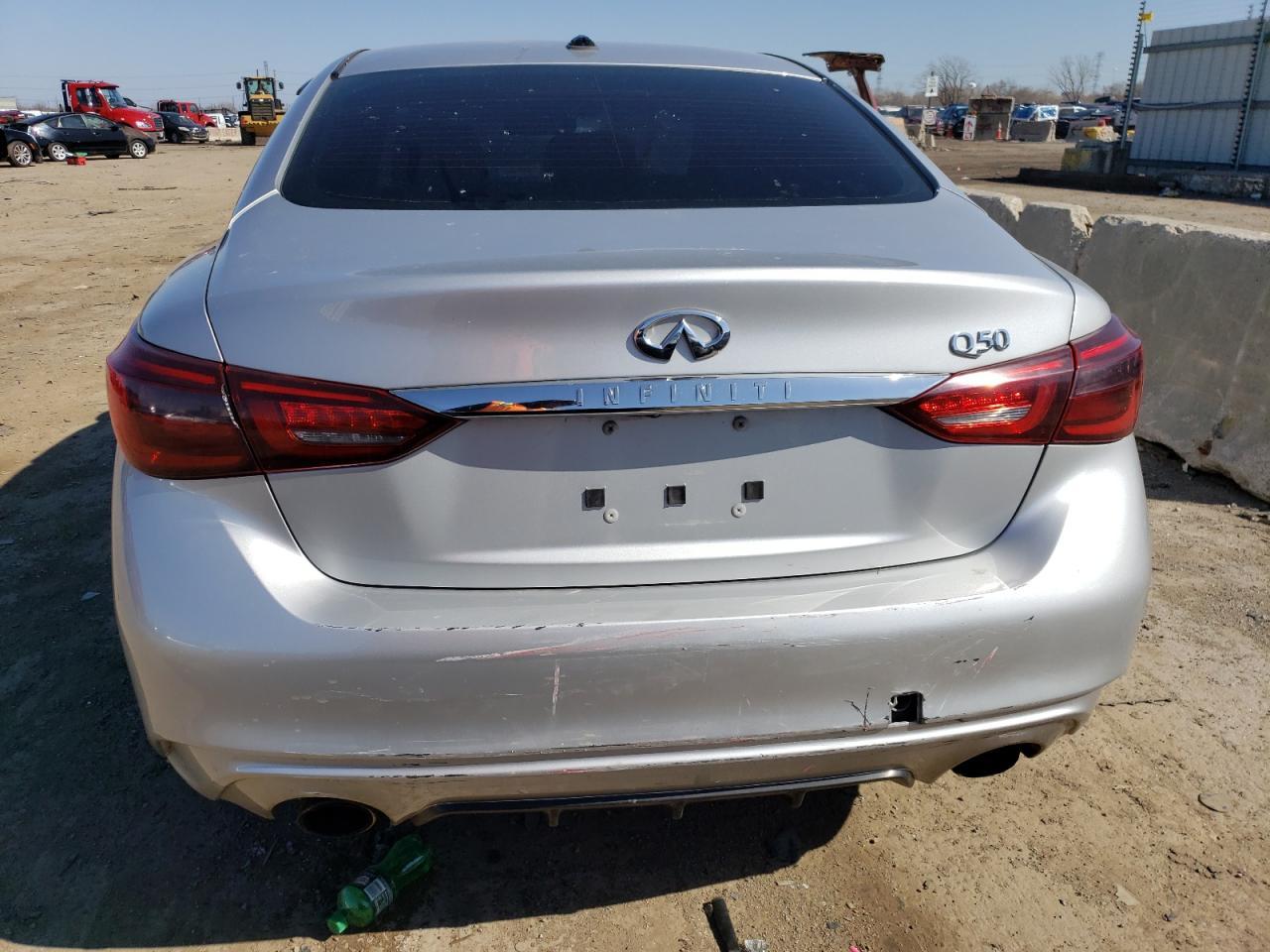 2018 INFINITI Q50 LUXE - Image 6