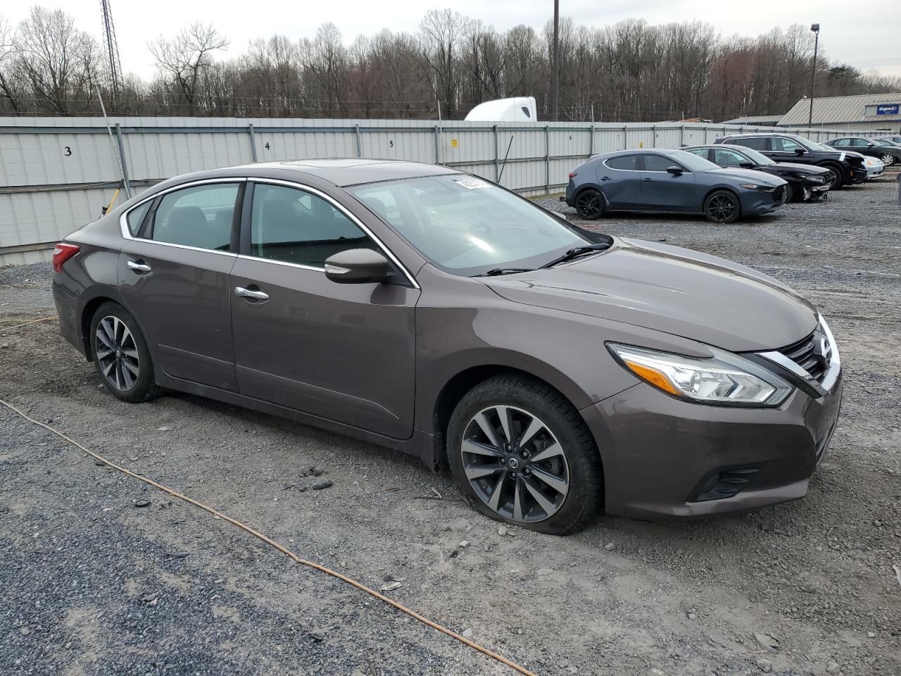 2016 NISSAN ALTIMA 2.5 - Фото 4