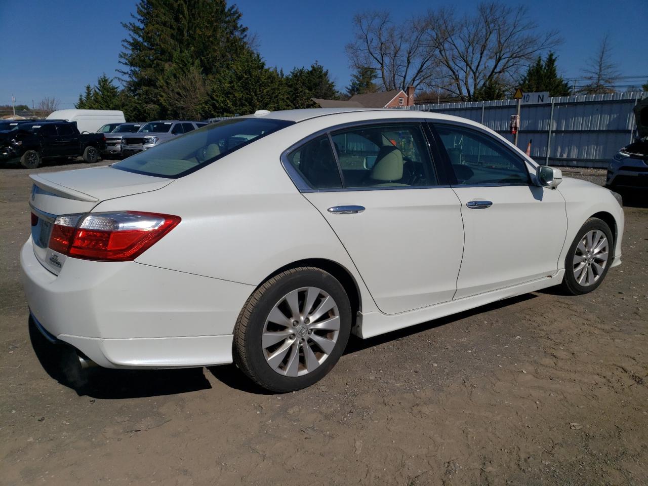 2014 HONDA ACCORD TOU - Image 3