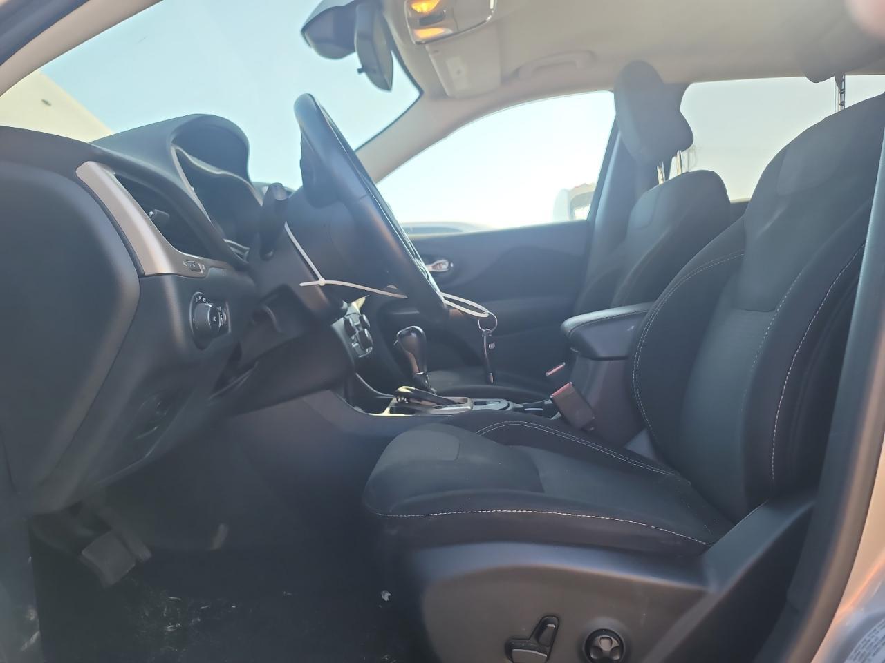 2016 JEEP CHEROKEE L - Image 7
