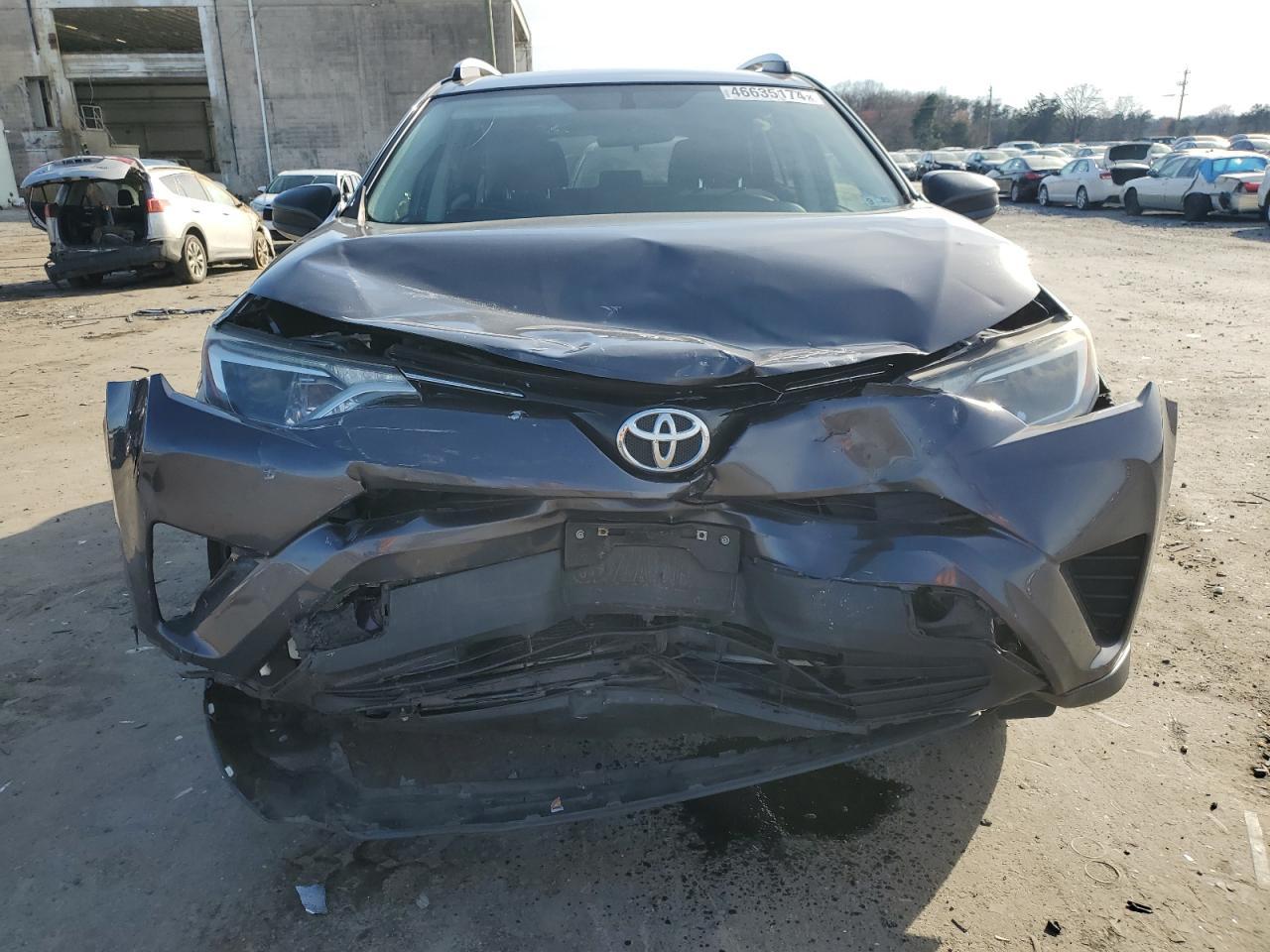 2016 TOYOTA RAV4 LE - Фото 5