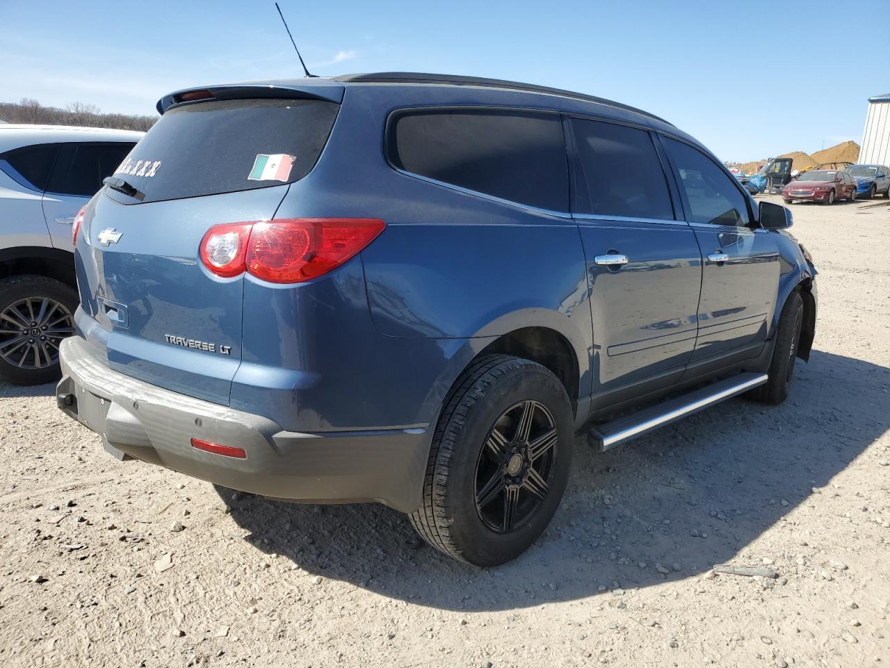 2012 CHEVROLET TRAVERSE L - Фото 3