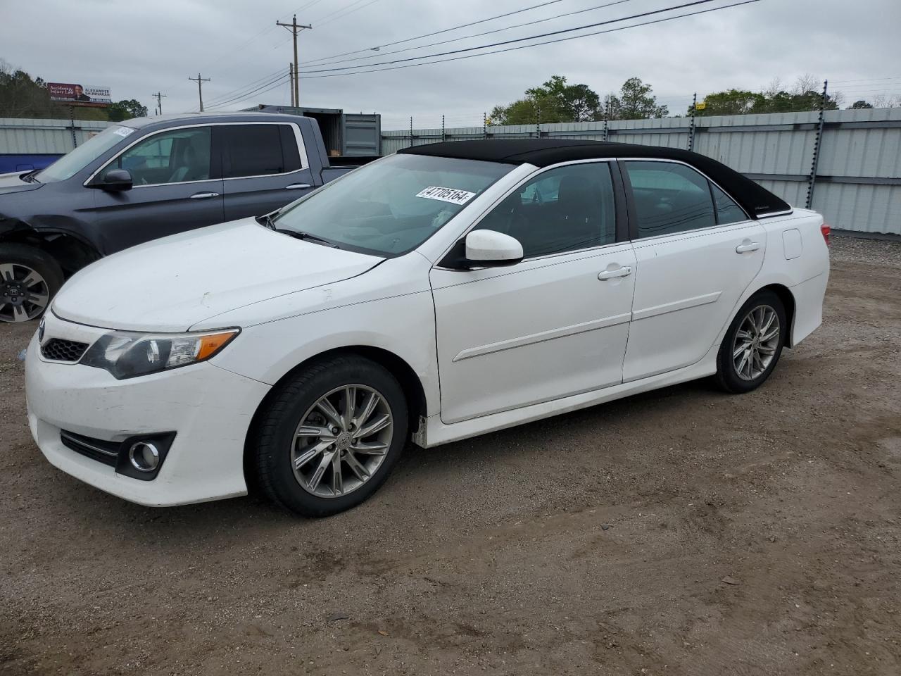 2014 TOYOTA CAMRY L