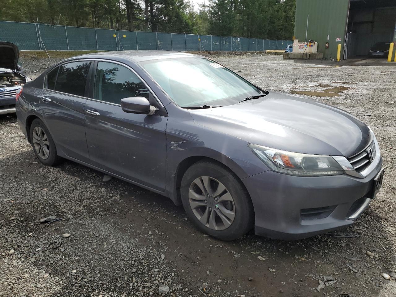 2014 HONDA ACCORD LX - Image 4