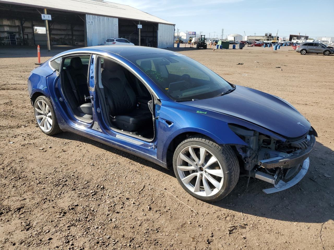 2019 TESLA MODEL 3 - Image 4