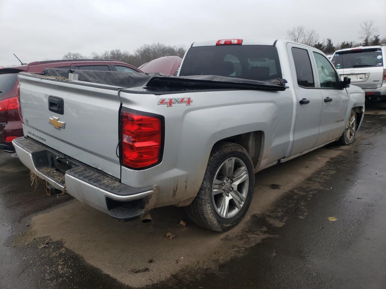 2017 CHEVROLET SILVERADO - Image 3