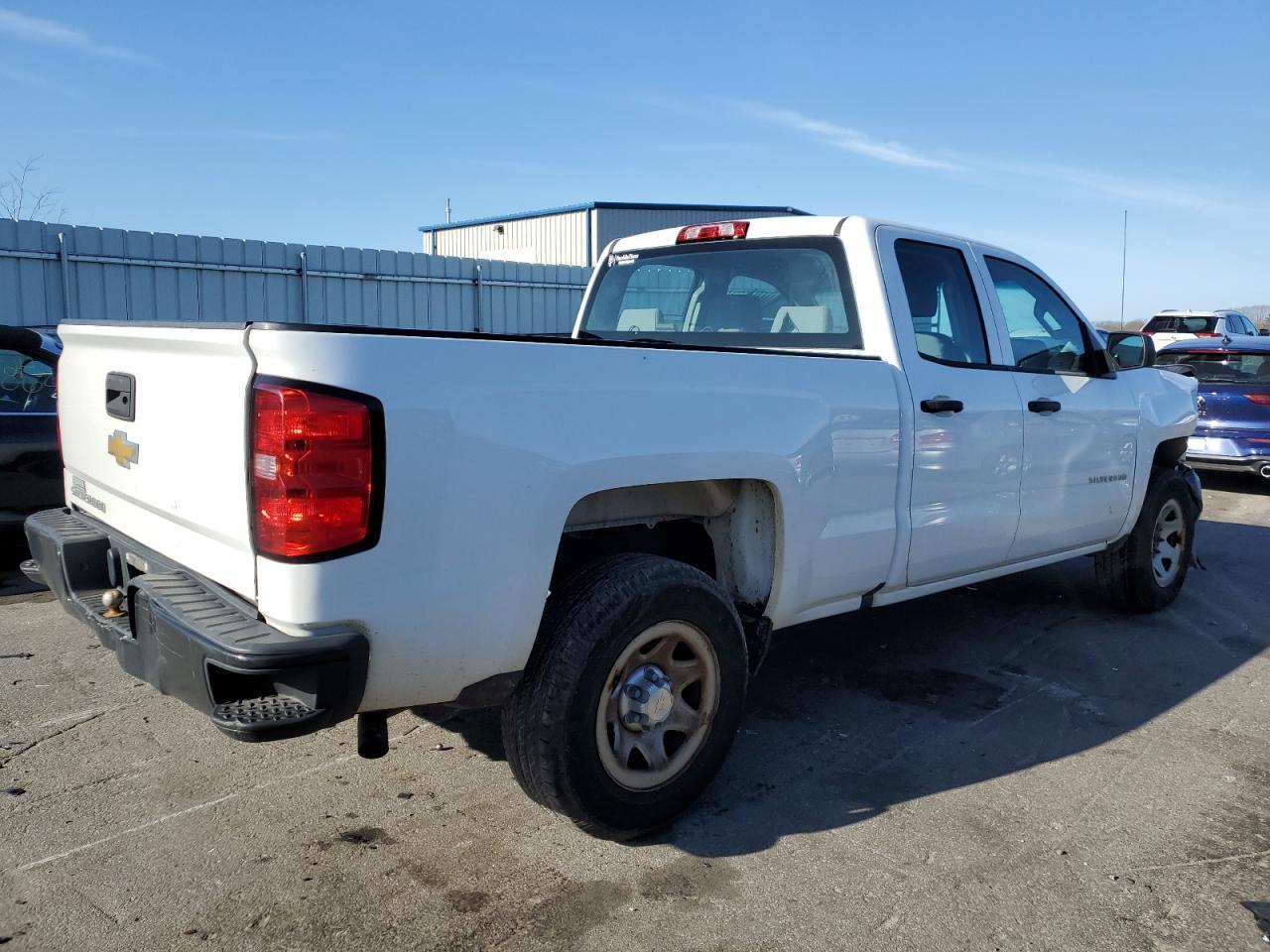 2017 CHEVROLET SILVERADO - Image 3