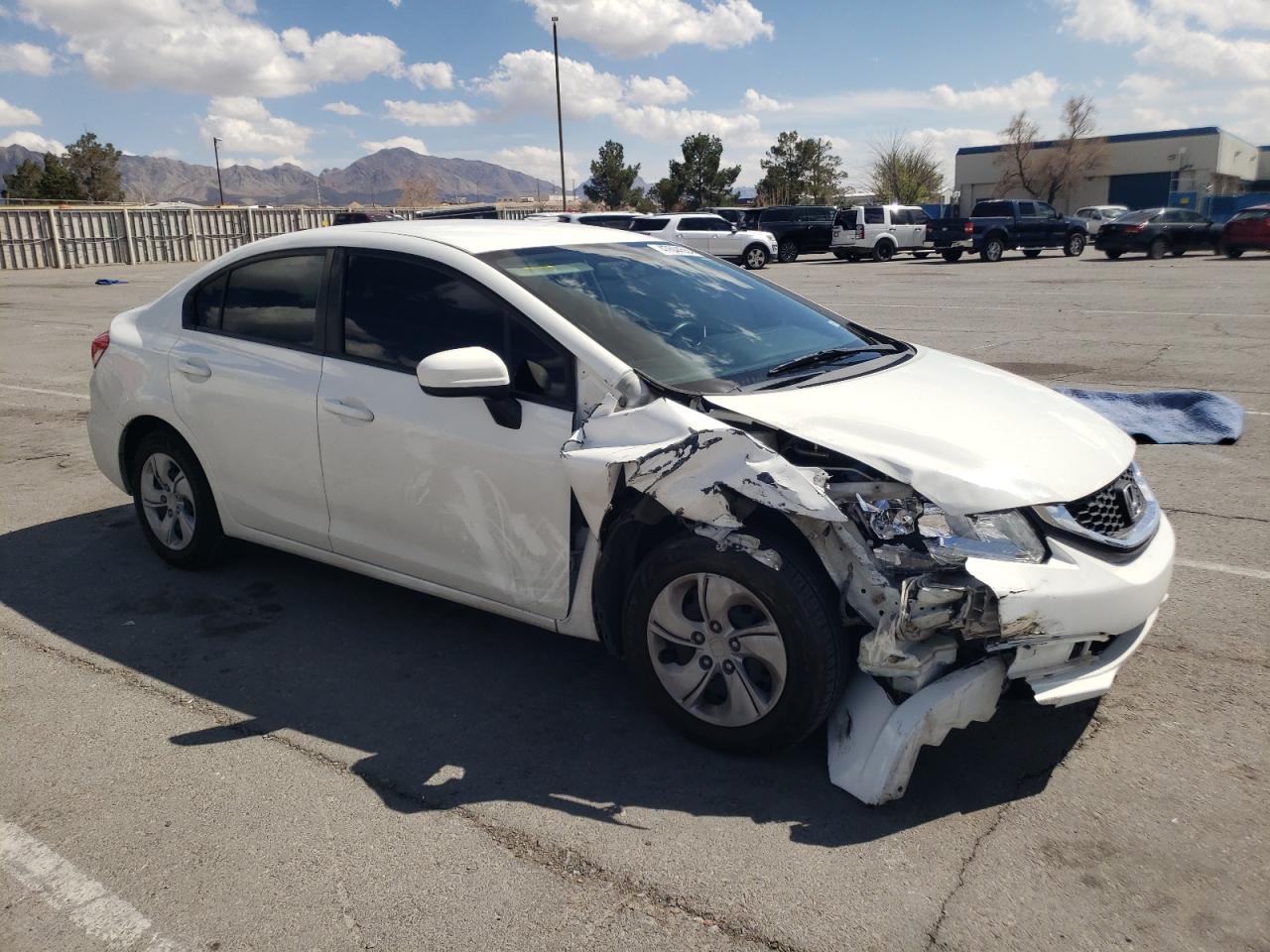 2015 HONDA CIVIC LX - Image 4