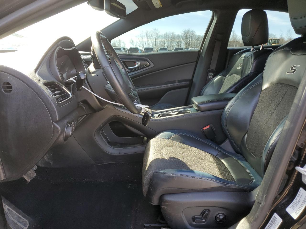 2015 CHRYSLER 200 S - Image 7
