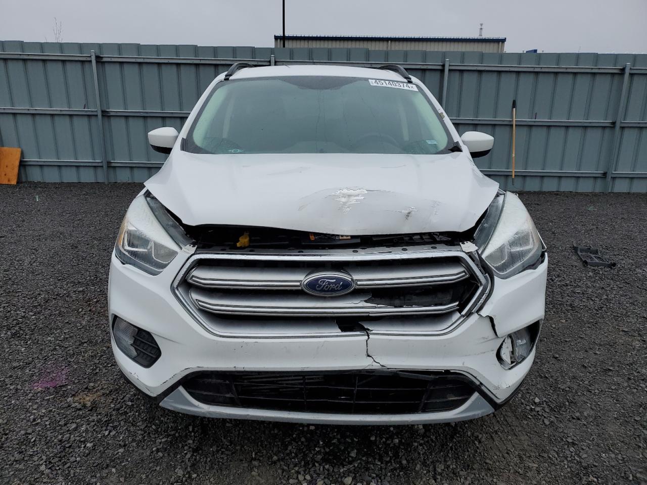 2017 FORD ESCAPE SE - Фото 5