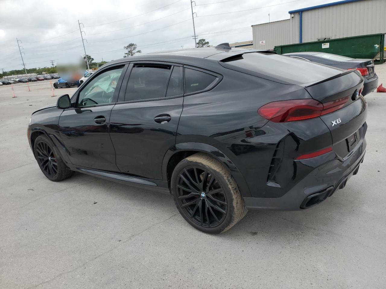 2022 BMW X6 XDRIVE4 - Фото 2