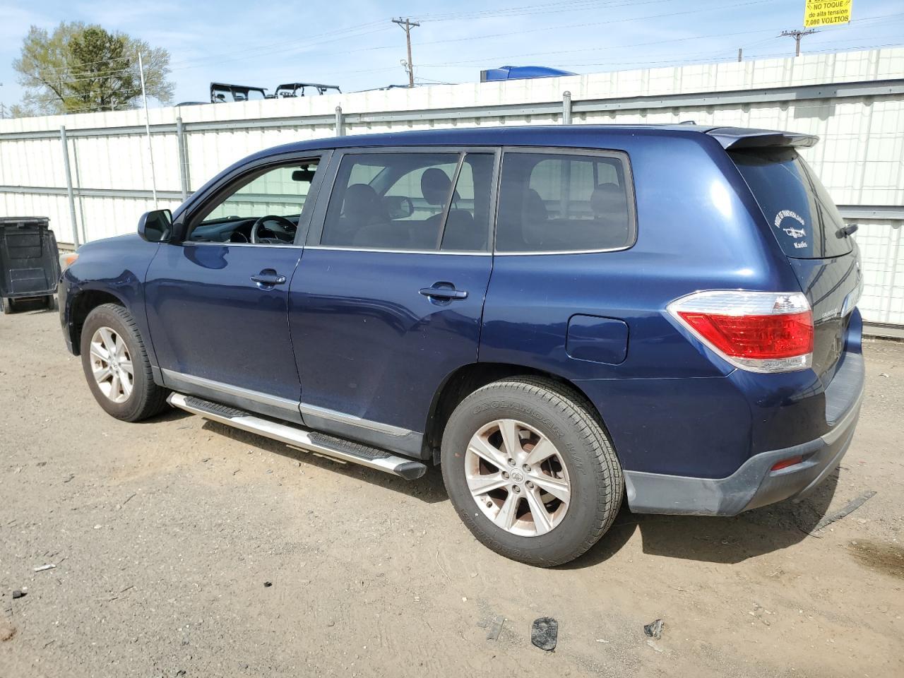 2011 TOYOTA HIGHLANDER - Фото 2