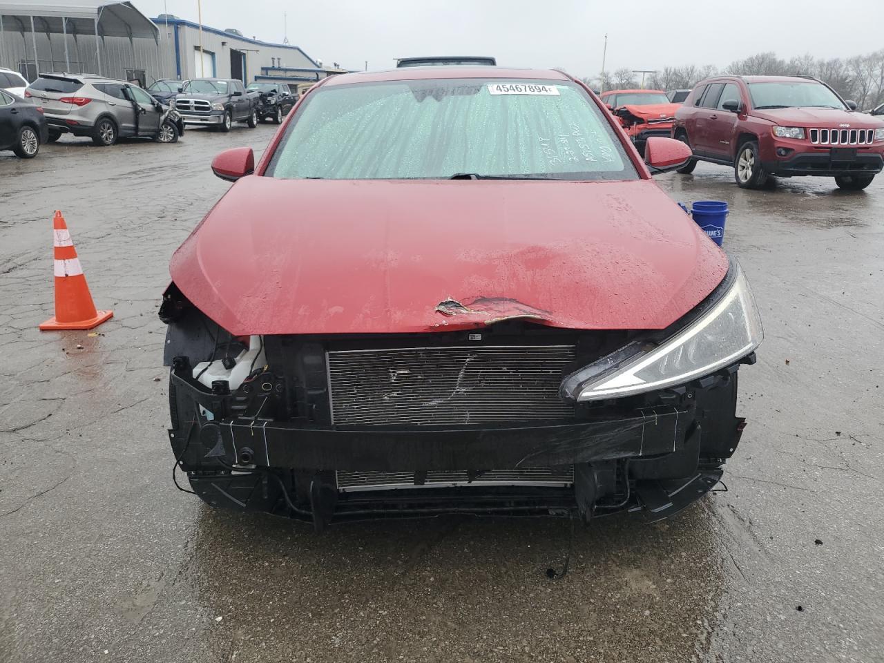 2019 HYUNDAI ELANTRA SE - Фото 5