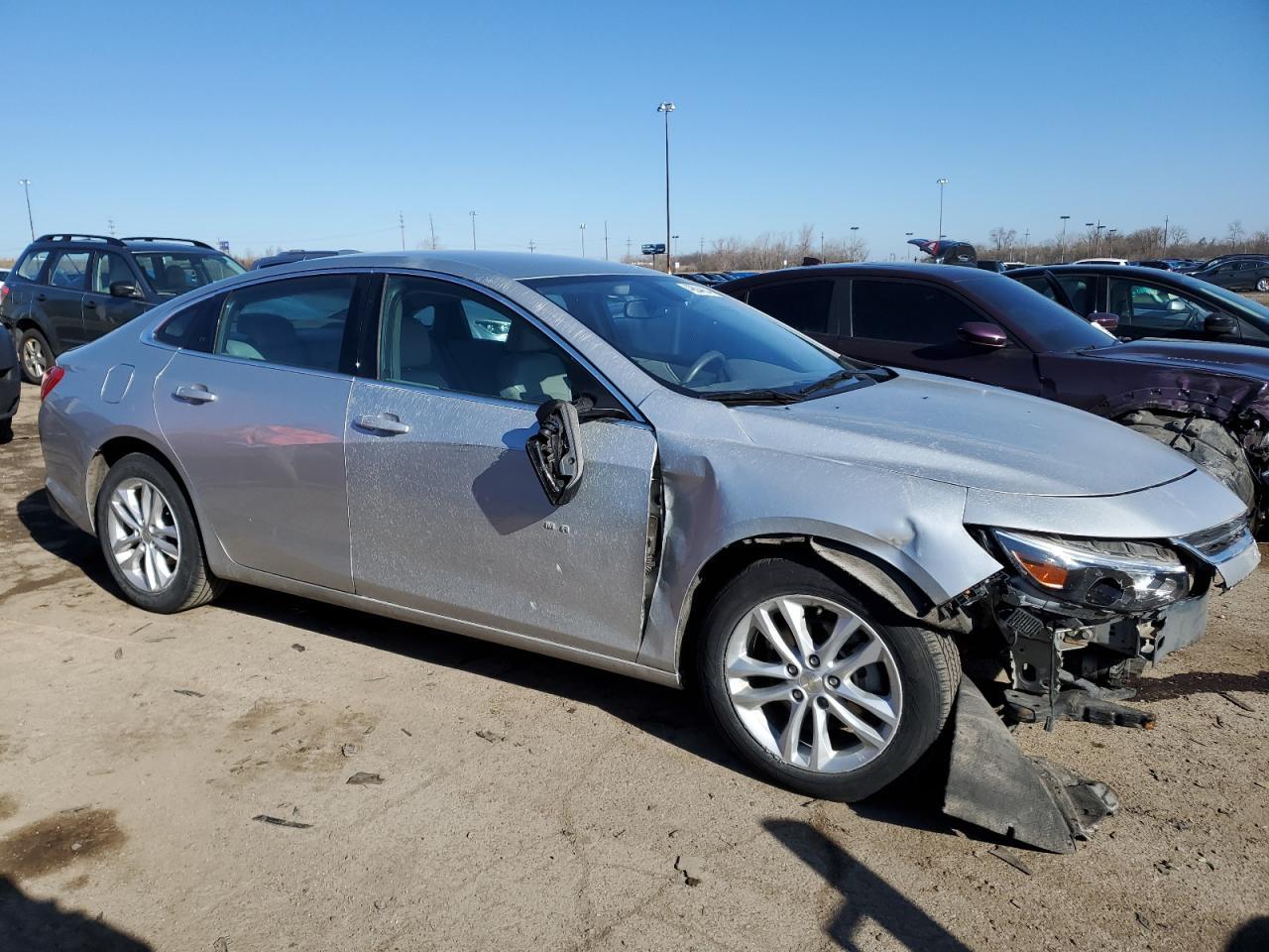 2017 CHEVROLET MALIBU LT - Image 4