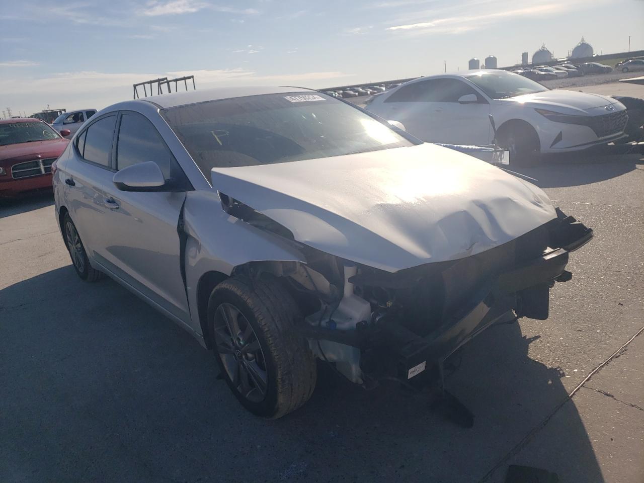 2018 HYUNDAI ELANTRA SE - Фото 4