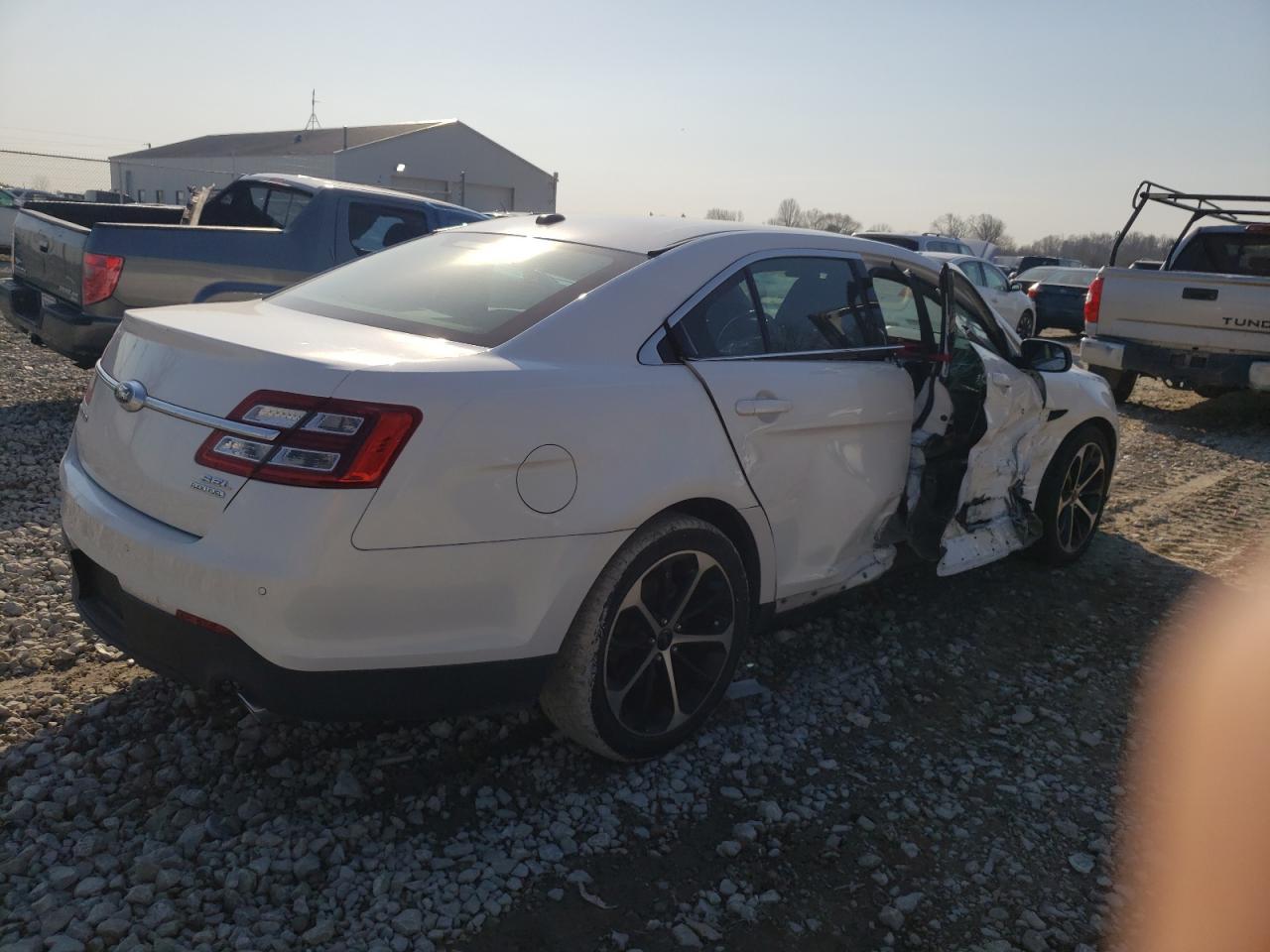 2014 FORD TAURUS SEL - Фото 3