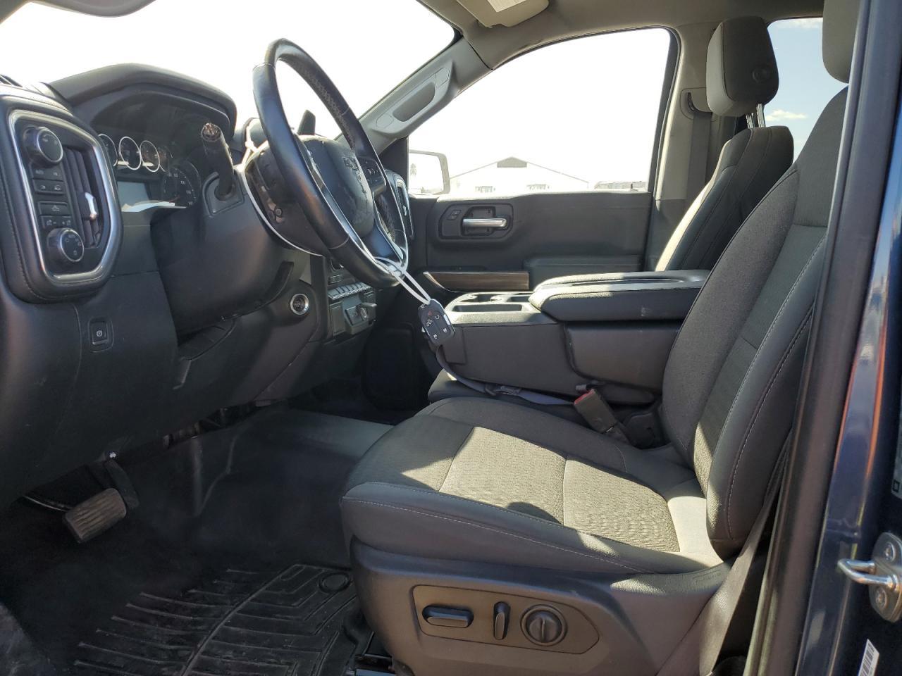 2019 CHEVROLET SILVERADO - Фото 7