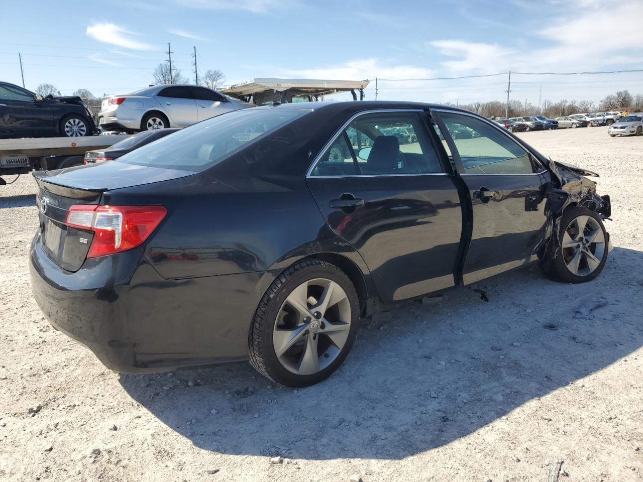 2014 TOYOTA CAMRY L - Image 3