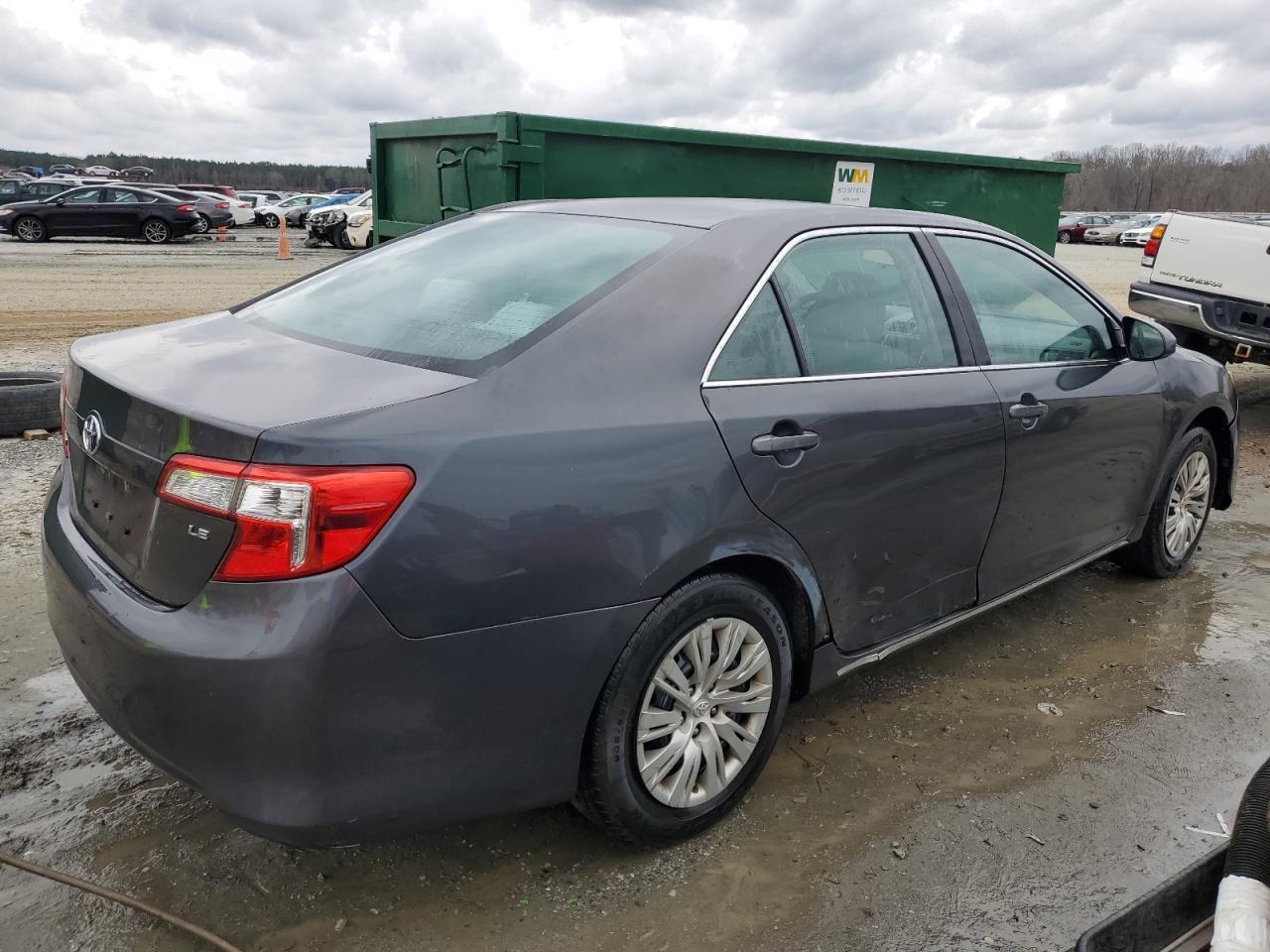 2014 TOYOTA CAMRY L - Фото 3