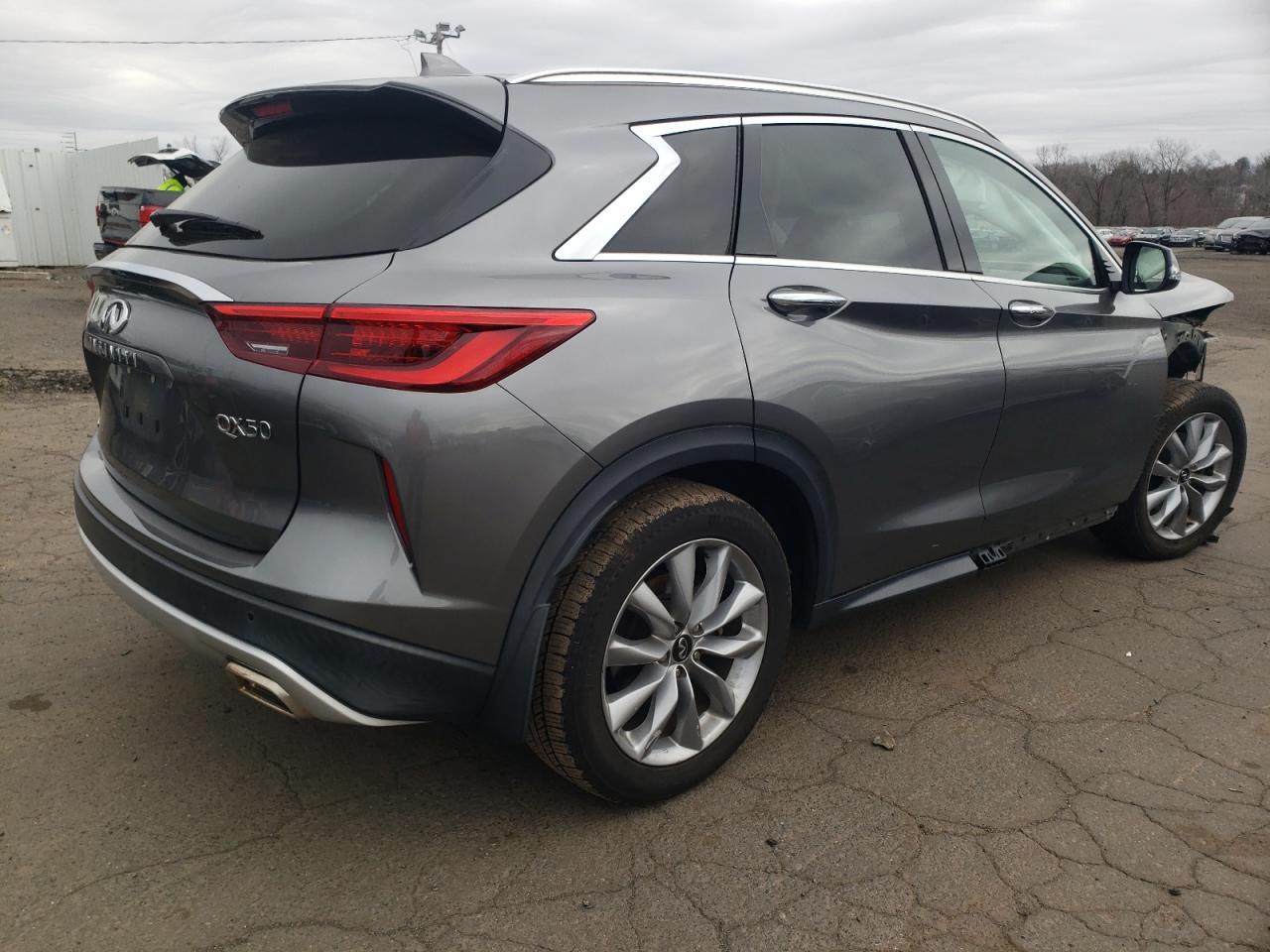 2020 INFINITI QX50 PURE - Image 3