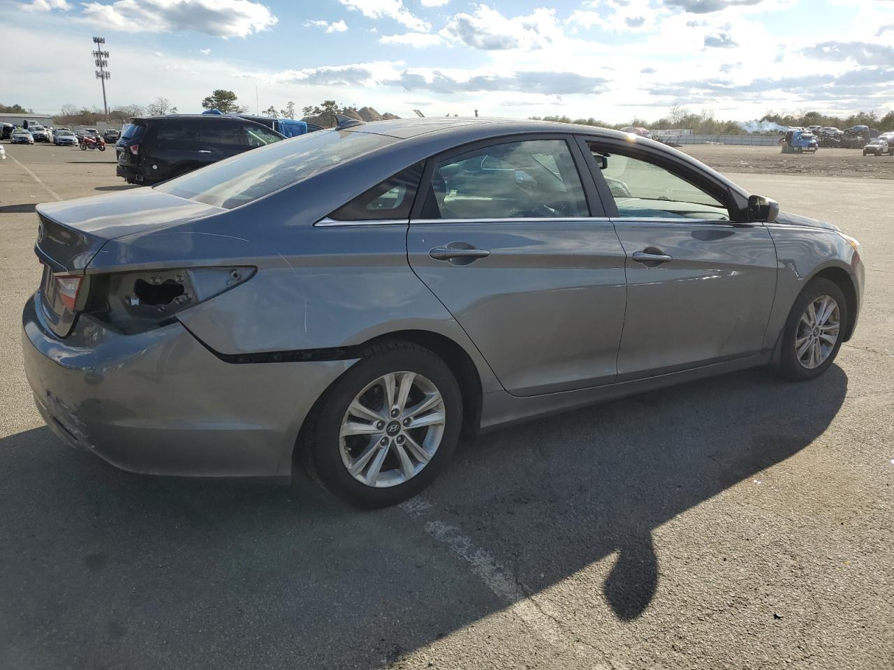 2013 HYUNDAI SONATA GLS - Фото 3